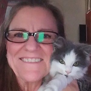 Meet your Posher, Shelly